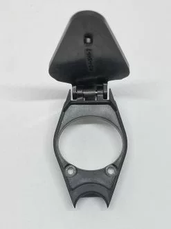 Bulls / Pegasus Abdeckung Ladebuchse Und Schloss Für Bosch Powertube 2022 Mit Federdeckel -Pédale Vif Verkäufe Bulls Pegasus Abdeckung fuer Ladeanschluss Schloss Powertube Klappdeckel mit Feder 2022 CO Z P2202 VLD I 1040 1c