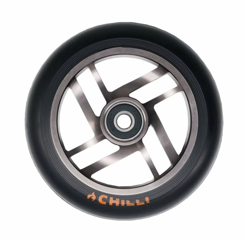 Chilli Pro Scooter Ersatzrolle Wheel Izzy-Earth 110mm Black PU / Grey Core