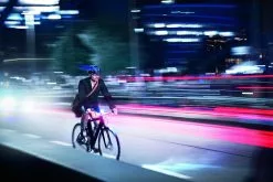 Uvex City-Light 52-57cm / 56-61cm -Pédale Vif Verkäufe Uvex City Light Image 1